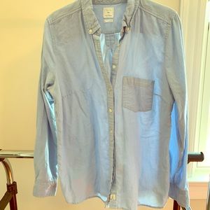 Light Blue Linen Gap Button Up